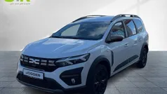 Arktisweiß (weiß) Gebraucht 2025 Dacia Jogger Extreme Van / Kleinbus | 22.480 € (Fairer Preis)