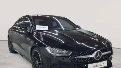 Gebraucht Mercedes CLA200 AMG line 163 PS (119 kW) 2022 Nachtschwarz Coupé