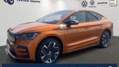 Phoenix orange metallic met. phoenix orange metallic met. Gebraucht 2023 Skoda Enyaq iV RS SUV | 41.250 € (Guter Preis)