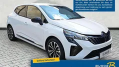 Gebraucht 2025 Renault Clio V Techno Kleinwagen | 18.580 € (Guter Preis)