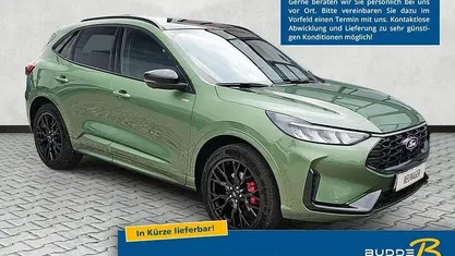 Neu Ford Kuga ST-Line X 242 PS (177 kW) 2026 Burstinggreen metallic SUV