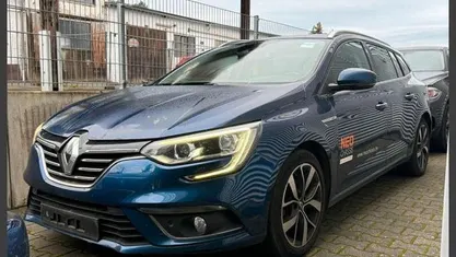 Gebraucht Renault Mégane GrandTour Bose Edition 140 PS (102 kW) 2019 Kombi