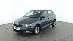 Grau Gebraucht 2015 Skoda Fabia Ambition Limousine | 8.470 € (Guter Preis)