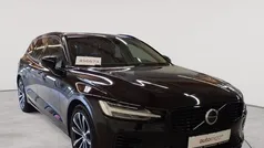 Gebraucht 2024 Volvo V60 Plus Kombi | 40.490 € (Fairer Preis)