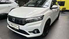 Weiß Gebraucht 2022 Dacia Sandero Comfort Kleinwagen | 11.690 € (Guter Preis)