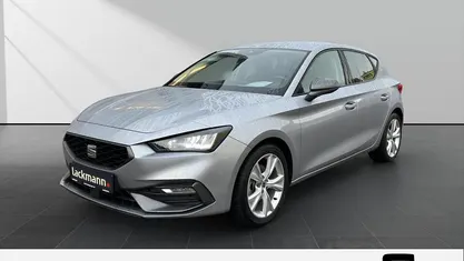 Silber Gebraucht 2023 Seat Leon FR Limousine | 24.990 € (Fairer Preis)