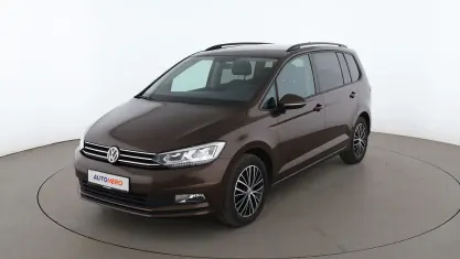 Gebraucht VW Touran Comfortline 150 PS (110 kW) 2015 Braun Van / Kleinbus