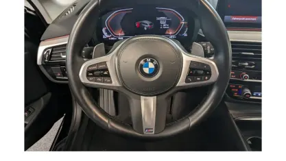 Gebraucht BMW 520 Sport Line 190 PS (139 kW) 2022 Schwarz Kombi