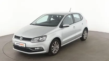 Grau Gebraucht 2016 VW Polo Comfortline Limousine | 13.170 € (Fairer Preis)