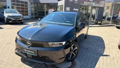 Neu Opel Astra Edition 130 PS (95 kW) 2025 Schwarz Kleinwagen