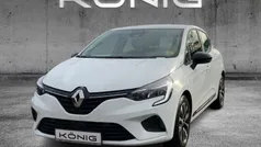 Weiß Gebraucht 2023 Renault Clio V Equilibre Limousine | 12.990 € (Guter Preis)