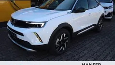 Weiß Gebraucht 2023 Opel Mokka-e Elegance SUV | 23.730 € (Fairer Preis)