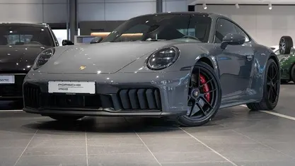 Gebraucht 2024 Porsche 911 Carrera 4 GTS Coupé | 177.890 € (Etwas zu teuer)