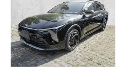 Neu Kia K4 GT-Line 150 PS (110 kW) 2026 Schwarz Limousine