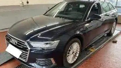 Gebraucht Audi A6 Design 204 PS (150 kW) 2022 Blau Kombi