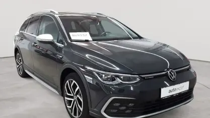 Gebraucht VW Golf Alltrack 200 PS (147 kW) 2021 Uranograu Kombi