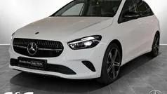 Gebraucht 2024 Mercedes B200 Van / Kleinbus | 35.930 € (Fairer Preis)