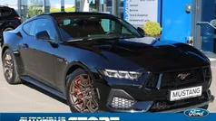 Iridiumschwarz Neu 2025 Ford Mustang Fastback | 60.990 € (Guter Preis)