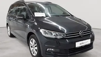 Gebraucht VW Touran Comfortline 150 PS (110 kW) 2021 Uranograu Van / Kleinbus