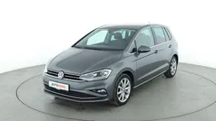 Grau Gebraucht 2019 VW Golf Sportsvan Highline Van / Kleinbus | 19.340 € (Fairer Preis)