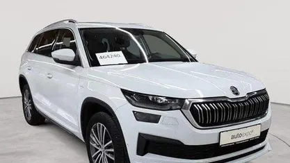 Moonweiß perleffekt Gebraucht 2021 Skoda Kodiaq LAURIN & KLEMENT SUV | 28.790 € (Fairer Preis)