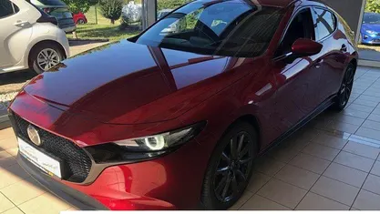 Rot Gebraucht 2022 Mazda 3 Selection Limousine | 19.690 € (Fairer Preis)