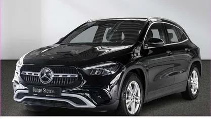 Gebraucht Mercedes GLA200 163 PS (119 kW) 2024 Unilack nachtschwarz SUV
