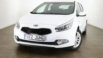 Gebraucht Kia Ceed 99 PS (72 kW) 2014 Weiß Kleinwagen