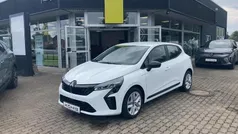 Weiß Neu 2024 Renault Clio V Evolution Limousine | 16.470 € (Superpreis)