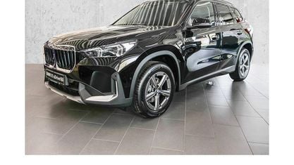 Nouă BMW X1 136 CP (100 kW) 2025 Negru SUV