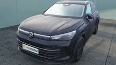 Schwarz Gebraucht 2024 VW Tiguan Life SUV | 37.555 € (Fairer Preis)