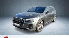Grau Gebraucht 2024 Audi Q7 S-Line SUV | 65.390 € (Guter Preis)