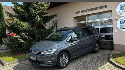 Gebraucht 2024 VW Touran Comfortline Van / Kleinbus | 31.390 € (Fairer Preis)