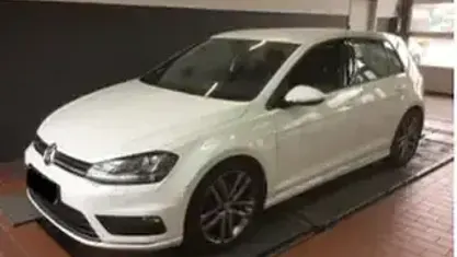 Gebraucht VW Golf VII Highline 150 PS (110 kW) 2016 Weiß Limousine