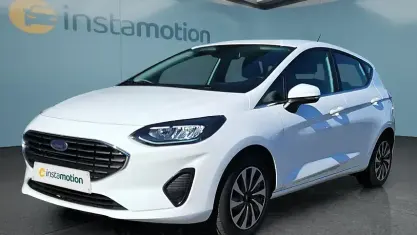 Używany Ford Fiesta Titanium 101 KM (74 kW) 2023 Biały Hatchback