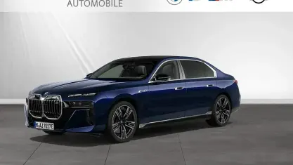 Used BMW M760e Executive 571 HP (419 kW) 2025 Blue Sedan