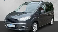 Magneticgrau Gebraucht 2016 Ford Tourneo Courier Titanium Van / Kleinbus | 11.900 € (Teuer)