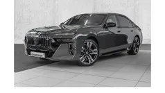 Gebraucht 2023 BMW M760e M Sport Limousine | 129.890 €