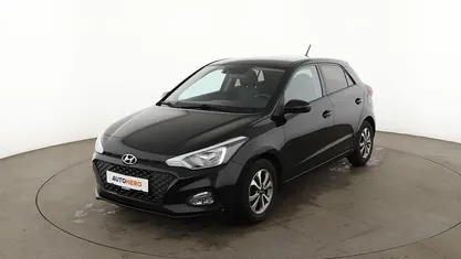 Gebraucht Hyundai i20 Trend 84 PS (61 kW) 2018 Schwarz Kleinwagen