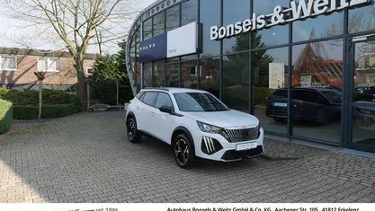 Gebraucht Peugeot 2008 Allure 136 PS (100 kW) 2025 Weiß metallic SUV