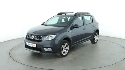 Gebraucht 2020 Dacia Sandero Celebration Limousine | 14.720 € (Fairer Preis)