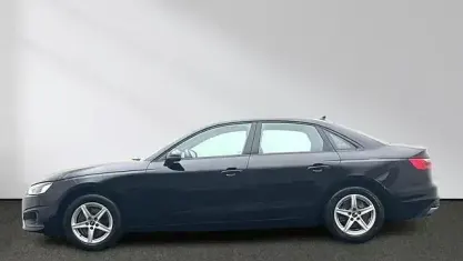 Gebraucht Audi A4 Business 163 PS (119 kW) 2023 Schwarz Limousine