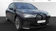 Sophistograu brillanteffekt Gebraucht 2022 BMW iX Shadowline SUV | 45.880 € (Superpreis)