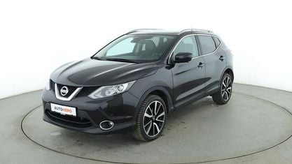 Używany Nissan Qashqai Tekna 131 KM (96 kW) 2017 Czarny SUV