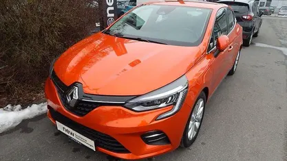 Orange Gebraucht 2020 Renault Clio V Intens Kleinwagen | 12.430 € (Guter Preis)