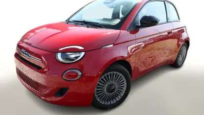 Neu Fiat 500C Icon 65 PS (47 kW) 2026 Passione rot Cabrio