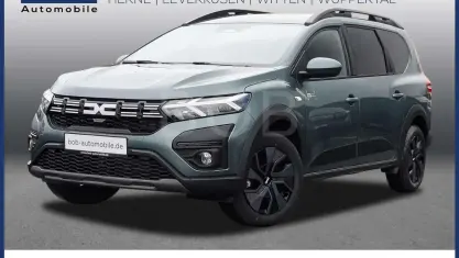Gebraucht Dacia Jogger Expression 141 PS (103 kW) 2025 Zedergrün Van / Kleinbus