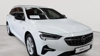 Gebraucht Opel Insignia Business 174 PS (127 kW) 2023 Jade weiß Kombi