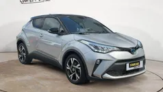 Shimmering silver metallic / dach schwarz Gebraucht 2022 Toyota C-HR Team SUV | 22.470 € (Fairer Preis)