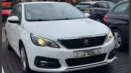 Gebraucht Peugeot 308 SW Active 110 PS (80 kW) 2019 Kombi